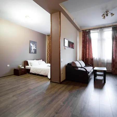 Apartment на площі митній