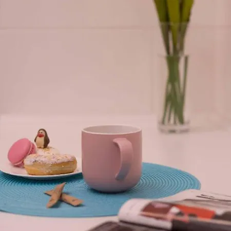 на площі митній דירה